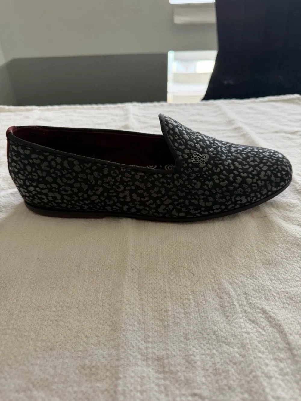 Ted Baker Black and Maroon Patterned Slip-On Loafers - Picture 3 of 8